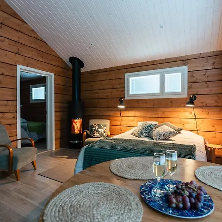 Alpehytte Frostpine Hideaway - Cozy New Log Near