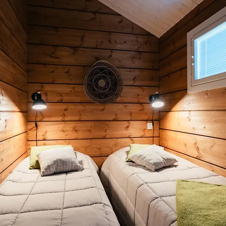 Frostpine Hideaway - Cozy New Log Near * Rovaniemi